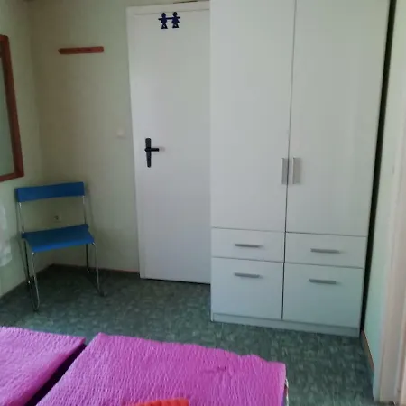 Appartement Ferienwohnung 2 Am Bismarckturm In Burg